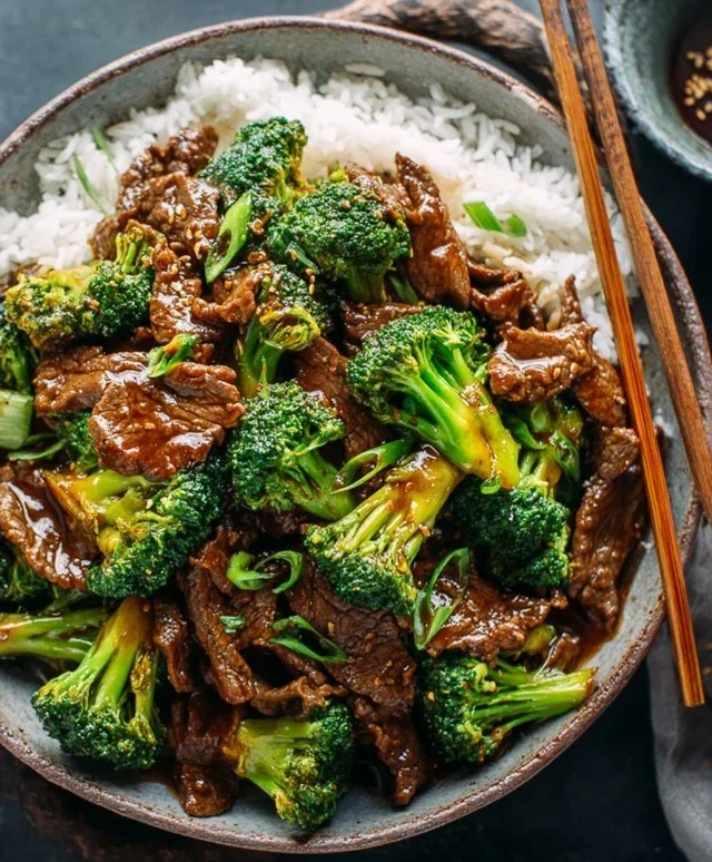 Chinese Beef and Broccoli (牛肉炒西兰花)