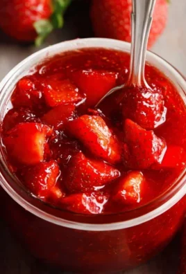 Fresh Strawberry Sauce (Strawberry Topping)