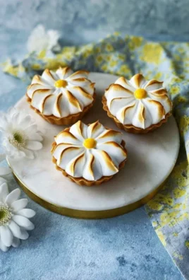 Daisy Lemon Meringue Pies
