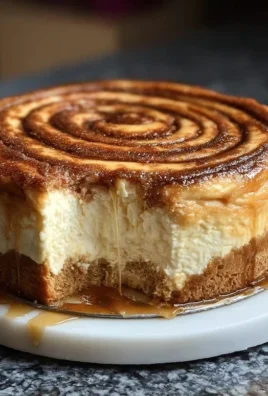 Cinnamon Roll Honeybun Cheesecake